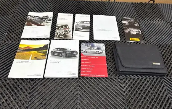 Audi A6 C7 Owners service history hand book