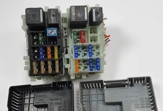 Volvo C70 Fuse box set 6G9T-14K131-BA
