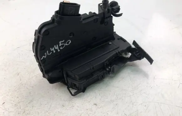 Renault Zoe Coupe door lock (next to the handle) 805020094R