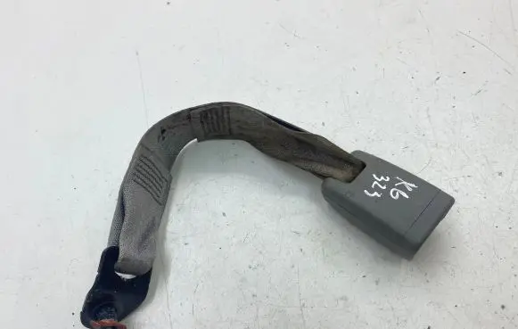 KIA Carens II Rear seatbelt buckle 07121713