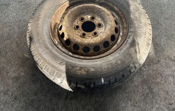 Mercedes-Benz Sprinter W906 R16 spare wheel 