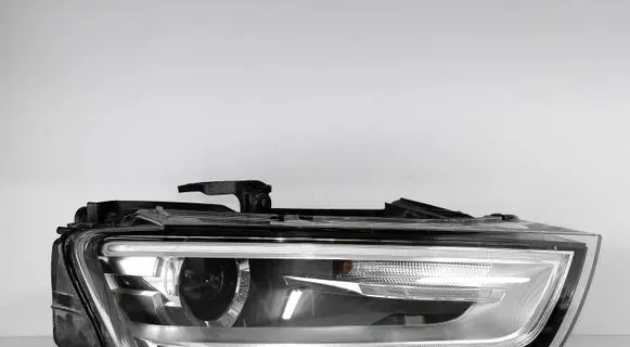 Audi Q3 8U Headlight/headlamp 8U0941004K