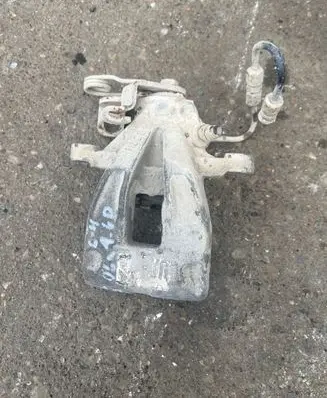 Citroen C4 I Front brake caliper