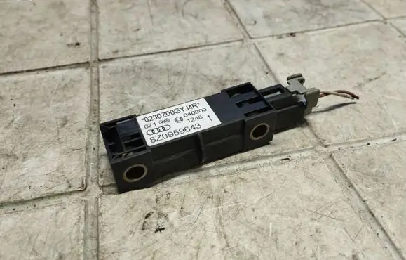 Audi A2 Airbag deployment crash/impact sensor 8Z0959643