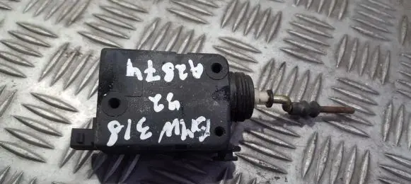 Fiat Multipla Central locking motor 67111387610 67.111387610