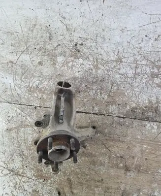 Ford Focus C-MAX Front wheel hub