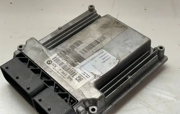 BMW 1 E81 E87 Engine control unit/module 0281013502 7803372