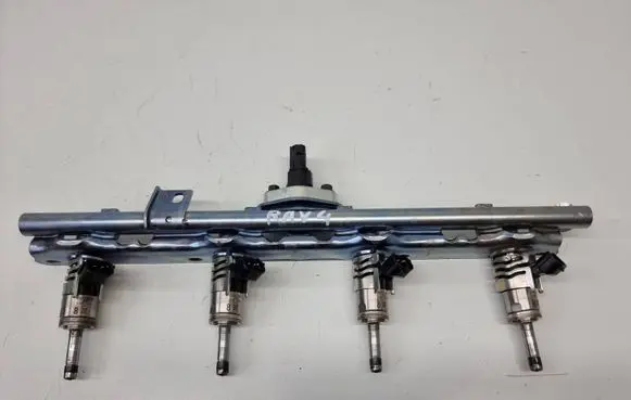 Toyota RAV 4 (XA50) Fuel injectors set 