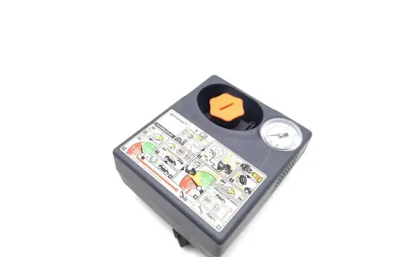 Volvo V40 Tire air pump compressor 