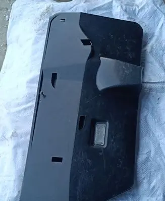 Volkswagen Touareg I Dashboard lower bottom trim panel 7L6815174