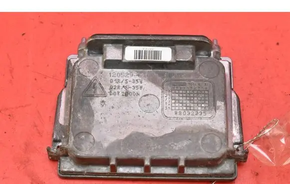 Jeep Grand Cherokee Voltage converter/converter module 89034934