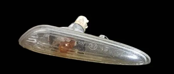 BMW X3 E83 Front fender indicator light 3418447