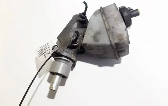 Renault Kangoo I Master brake cylinder 7700417649