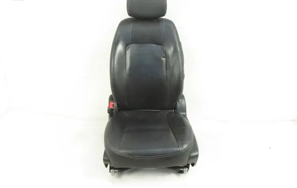 Chevrolet Captiva Front driver seat 