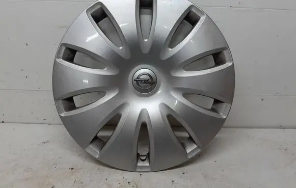 Opel Insignia A R17 wheel hub/cap/trim 13305323 13305324 13241514