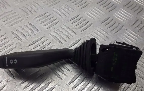 Opel Corsa C Indicator stalk 091185413