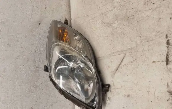 Toyota Yaris Headlight/headlamp 89902767 811100D350 89902707