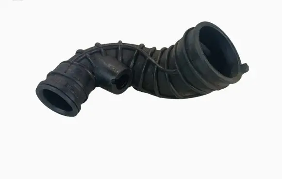Ford Fiesta Air intake hose/pipe 9689047480