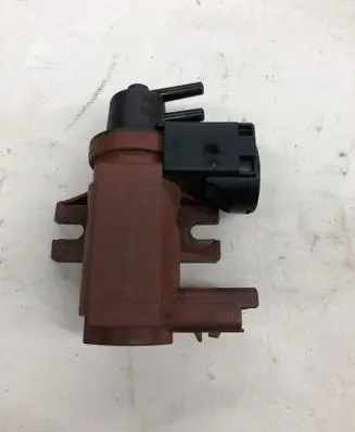 Ford Kuga I Turbo solenoid valve 70177100