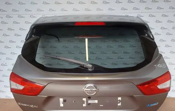 Nissan Qashqai Truck tailgate 