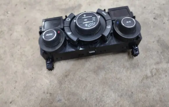 Peugeot 308 SW Climate control unit 96850724XT