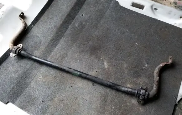 Volkswagen PASSAT B5.5 Front anti-roll bar/sway bar