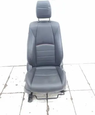 Mazda CX-3 Front driver seat DD2G88129