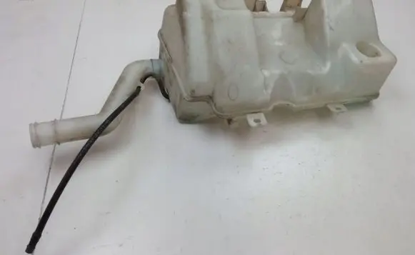 Smart ForTwo I Windshield washer fluid reservoir/tank A4548200060