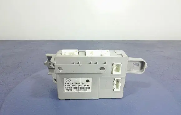 Mazda CX-7 Comfort/convenience module EH6267560E