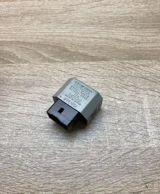 Toyota Prius (XW20) Other relay 895A146010 0618000840