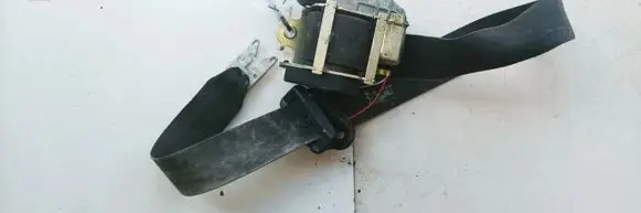 Nissan Qashqai Front seatbelt b507744e553