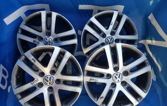Volkswagen Jetta VI R16 alloy rim 1K0601025AJ