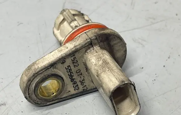 Opel Mokka Camshaft position sensor 55566932