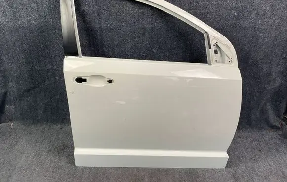 Dodge Journey Front door D025