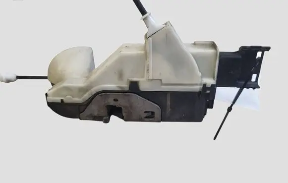 Citroen Berlingo Front door lock A01852