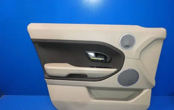 Land Rover Evoque I Front door card panel trim