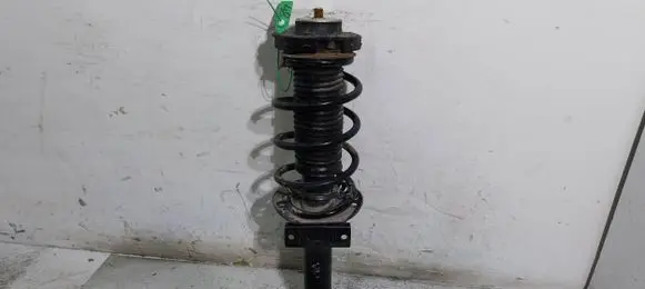 Volkswagen Polo IV 9N3 Front shock absorber/damper 6Q0413031CE