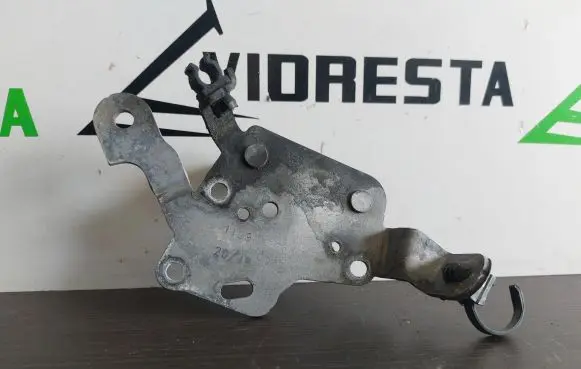 Peugeot 308 Other engine bay part