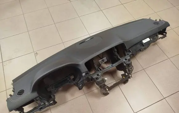 Mercedes-Benz GL X166 Dashboard 1088633X 1108861X 1668602402
