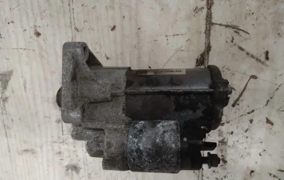 Nissan Qashqai Starter motor 233003359R