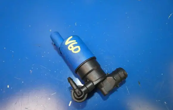 Volvo V60 Headlight washer pump 
