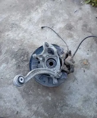 Mercedes-Benz C W204 Rear wheel hub spindle/knuckle 