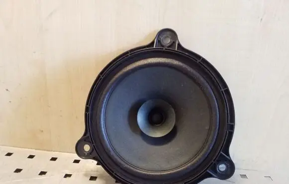 Nissan X-Trail T32 Rear door speaker 281563SG0A