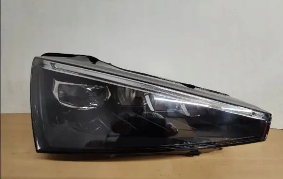 Skoda Scala Headlight/headlamp 657941016A