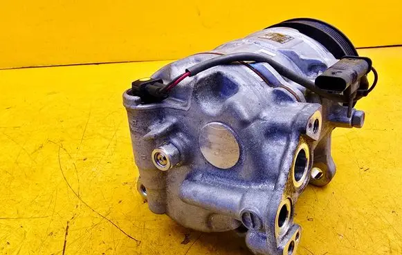 BMW X4M F98 Air conditioning (A/C) compressor (pump) 6994082