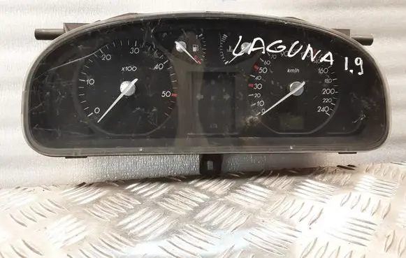 Renault Laguna II Speedometer (instrument cluster) 8200218880