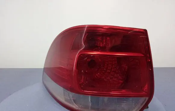 Volkswagen Golf V Rear/tail lights