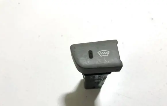 KIA Carens II Windscreen/window heater switch 202002962 621w05010