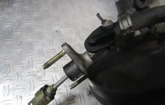Toyota Yaris Verso Clutch master cylinder