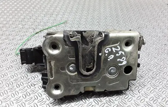 Renault Sandero I Rear door lock